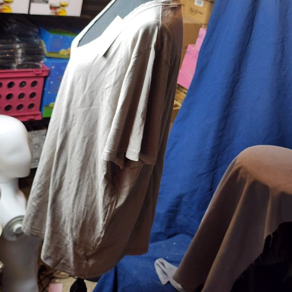 Universal Thread Goods Co. Galvanized Gray Fitted V Neck Short Sleeve TShirt 3XL - Picture 8 of 15